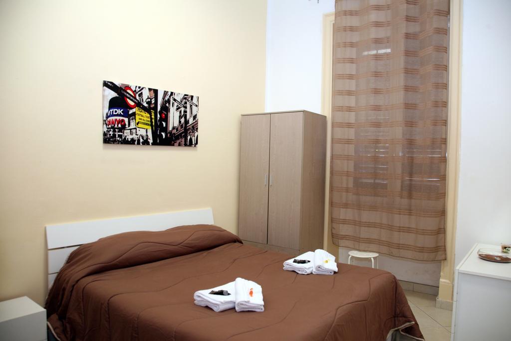 B&B Al Centro Di Palermo — Foto 1